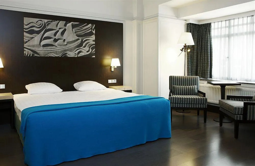 Nh Atlanta Rotterdam Hotel